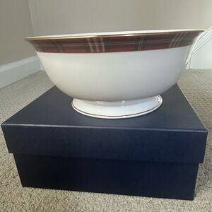 Brooks Brothers - Vintage fine bone china bowl ( by Lenox). Beautiful. NWT